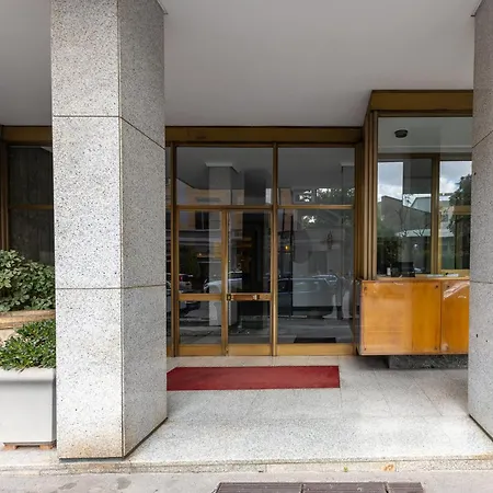Sempione Apt- Citylife - 4 Posti Letto Διαμέρισμα