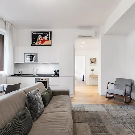 Sempione Apt- Citylife - 4 Posti Letto * Μιλάνο