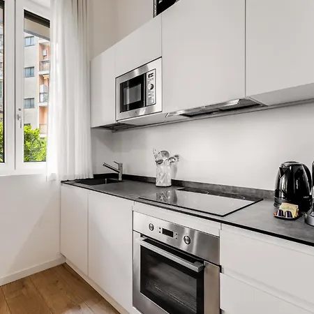 Sempione Apt- Citylife - 4 Posti Letto Διαμέρισμα *