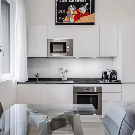 Διαμέρισμα Sempione Apt- Citylife - 4 Posti Letto Μιλάνο